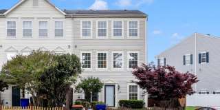 4960 CLARENDON Terrace Gallery 1