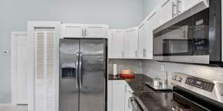 Sophisticated 3BD/2BA Furnished Single-Family Home in the Heart of Greenacres Gated Community Gallery 15