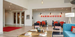 Farmhouse Gallery 19