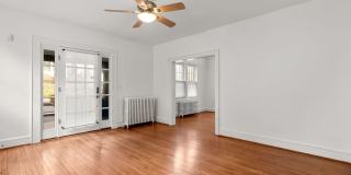 3 Bed 2.5 Bath - Takoma Park Craftsman - Spacious Rear Deck Gallery 39