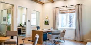 Altura at the Groves Gallery 17