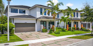 15800 Northwest 88th Avenue Gallery 1