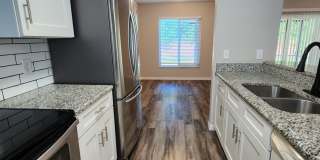 Gorgeous 3 Bed/2Bath with Lawn Care Included!! Gallery 14