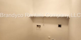 411 Taurus Drive Gallery 11