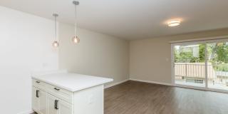 472 Jean Street Gallery 5