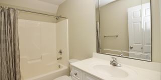 129 Lori Lane Gallery 37