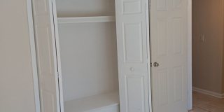 3/2 Pool home available NOW Gallery 9