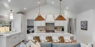 690 Pelzer Drive Gallery 25