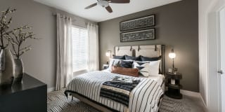 Maxwell on 66th Gallery 25