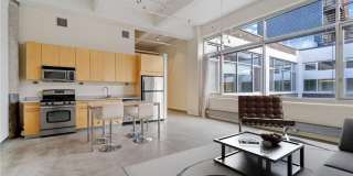 700 Washington Ave N Gallery 1