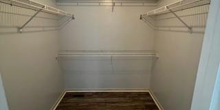 Beautifully remodeled 3 bedroom, 2.5 bath, 2 car garage Gallery 34