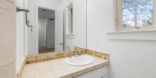 AVAILABLE: 2008 Construction 4 bed / 4 bath Home - Top of the line finishes, 2 car garage Gallery 47