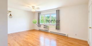 Lake View Apartment in a Peaceful Park Ridge Community Lake View Apartment in a Peaceful Park Ridge Community Gallery 11