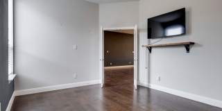 3521 Camden Court Gallery 18