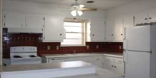 3 Bedroom, 2 Bathroom, 1 Car Garage with Large Backyard! 3 Bedroom, 2 Bathroom, 1 Car Garage with Large Backyard! Gallery 1
