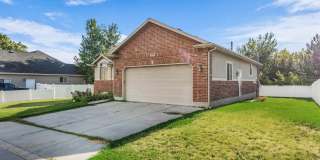 Beautiful 3 Bedroom Rambler in the Heart of Kaysville Gallery 25