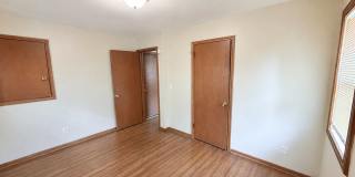 Updated 2-Bedroom NE Minneapolis Apartment with/ Off-Street Parking! Gallery 11