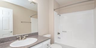 Raintree Apartment Homes Gallery 42