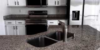 2916 DICKENS CIRCLE Gallery 7