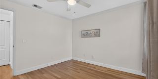 3812 N OAK Drive Gallery 20