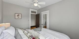 722 Grand Avenue Gallery 27