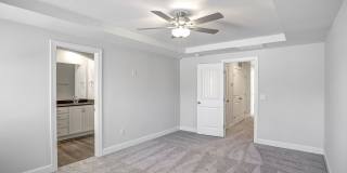 3/2.5 Townhome Close to Southpoint w/ Garage! Gallery 20