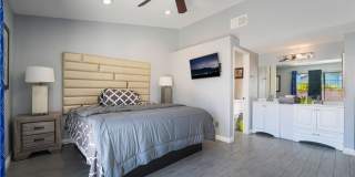 7076 Gunslinger Street Gallery 18