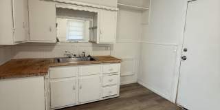 105 North Avenue U Gallery 8