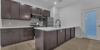 2bed/2.5bath Modern Townhomes! Gallery 83