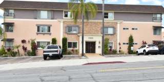 Nice large 2 Bedroom, 2 Bath Condo Gallery 1