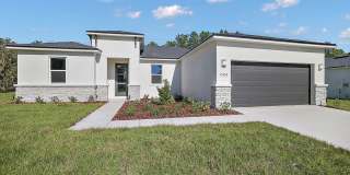 Modern New Home for Rent with Bonus Room in North Port Gallery 1
