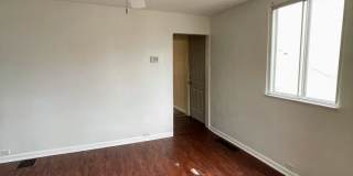 2 Bed, 1 Bath Home in Greenfield - Convenient Location, Laundry Included - Available Now! Gallery 3