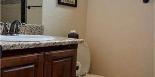 1223 Gruene Vintage Gallery 29