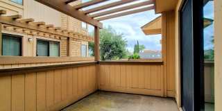 Remodeled 3bd 3-Story Townhouse With Attached Garage Remodeled 3bd 3-Story Townhouse With Attached Garage Gallery 11