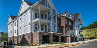 Stunning Condo with Garage space Stunning Condo with Garage space Gallery 1