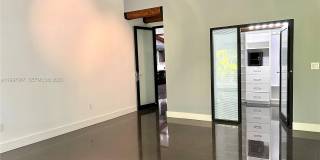 9331 NW 48th Doral Ter Gallery 22