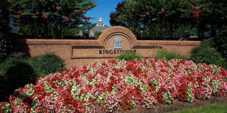 7035 KINGS MANOR Drive Gallery 58