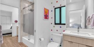 6466 SW 84th Street Gallery 41