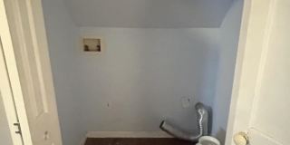30 Belmont St Gallery 16