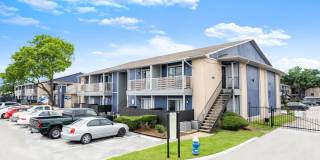 Pine Creek Apartments Gallery 11