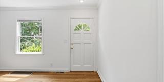 1464 Hawthorne Avenue NW Gallery 5