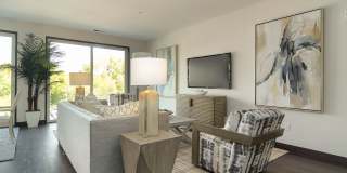 Ventana Gallery 45