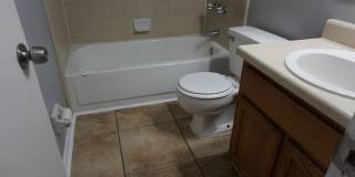 2 Bed 2 Bath Townhouse Gallery 6