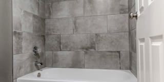 Modena Apartments Gallery 6