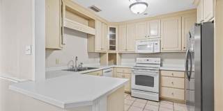 315 Azalea Circle W Gallery 5