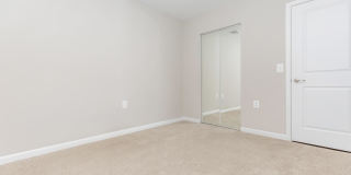 Huntington Square Gallery 30