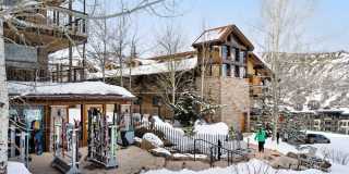 400 Wood Road unit: 2113H Gallery 10