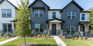 1744 Palladio Loop Gallery 1