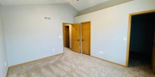 Beautiful 3-Bedroom Rental in Lewis Center with Olentangy Schools Gallery 18