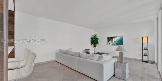 4201 Collins Ave Gallery 16